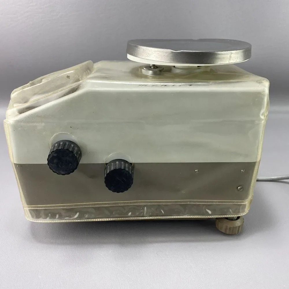 Mettler E2000 2kg Capacity Gram Scale w/ 5
